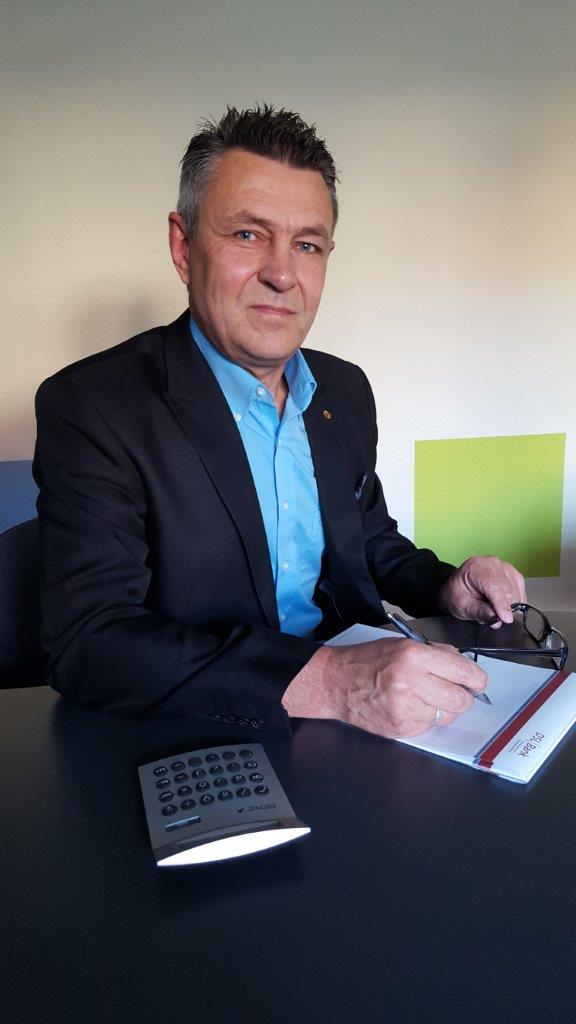 $formattingTool.escape(contactPersonFirstName) $formattingTool.escape(contactPersonLastName)